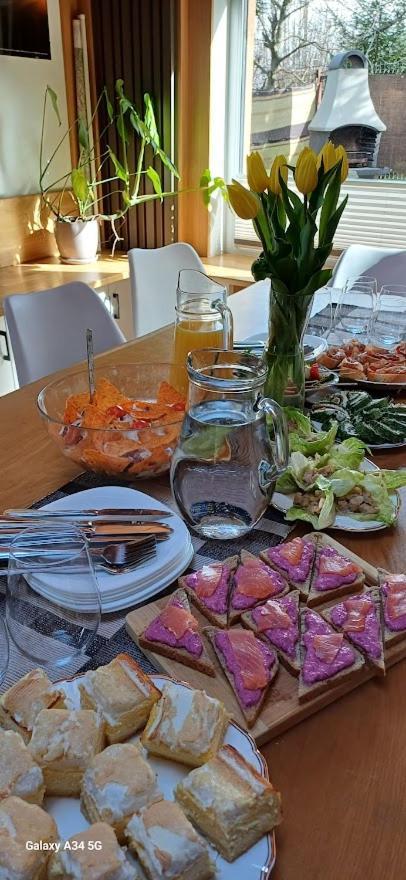 Apartament Pod Bukowym Lasem Meszna エクステリア 写真